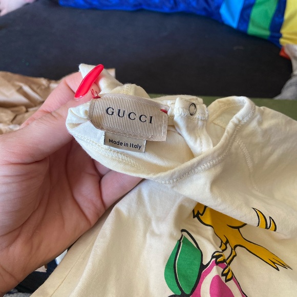 Gucci outfit- No stains. In original gucci box. - Picture 2 of 2
